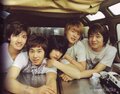 who loves Tvxq 22